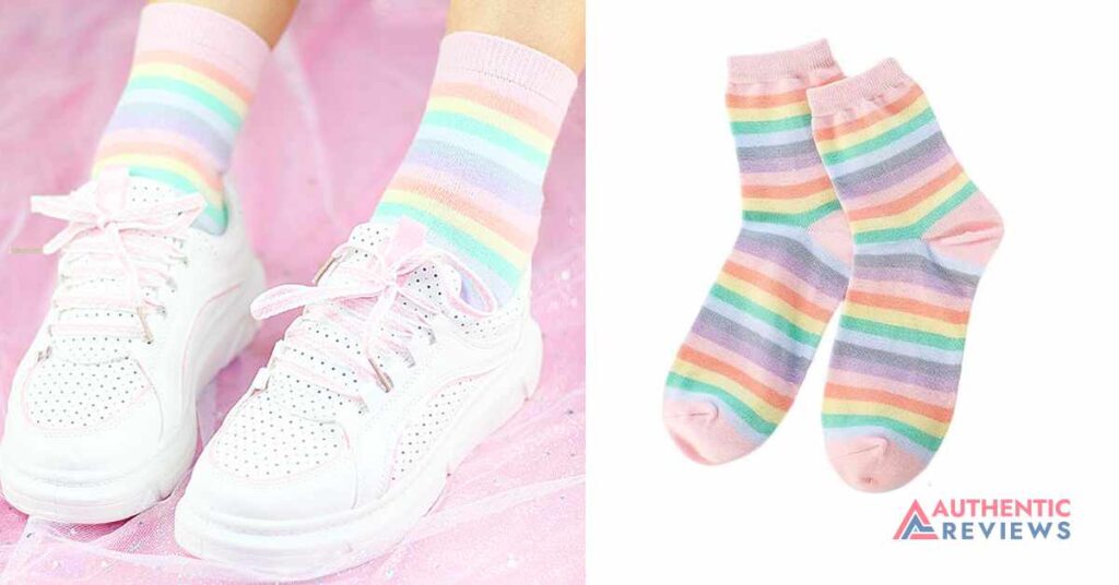 Type of Socks to Wear With White Sneakers | AuthReviews.com