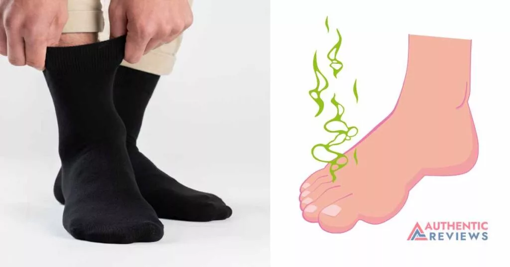 Black-Socks-and-Feet-Odor